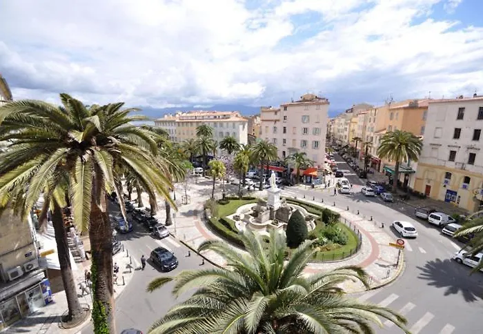 Lejlighed Plein Coeur Du Quartier Historique, Proche De Toutes Commodites, Bars, Restaurants, Port, Plage A 150m Grand F2 4 Couchages 58 M2 Climatise