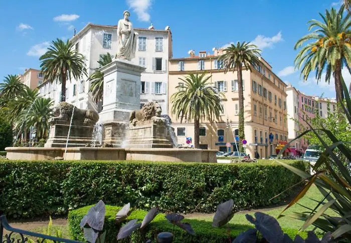 Lejlighed Plein Coeur Du Quartier Historique, Proche De Toutes Commodites, Bars, Restaurants, Port, Plage A 150m Grand F2 4 Couchages 58 M2 Climatise Ajaccio (Corsica)