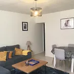 Plein Coeur Du Quartier Historique, Proche De Toutes Commodites, Bars, Restaurants, Port, Plage A 150m Grand F2 4 Couchages 58 M2 Climatise アパート アジャクシオ